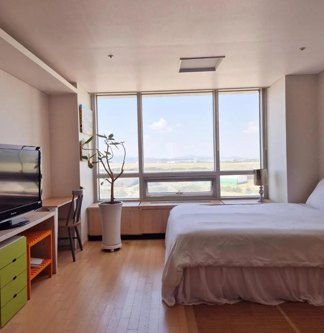 Cozy Bright Studio Incheon Aparthotel