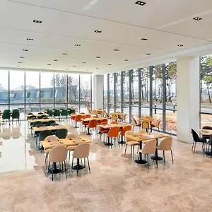 Ibis Styles Ambassador Airport T2 Hotel