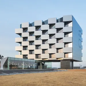 Ora Hotel